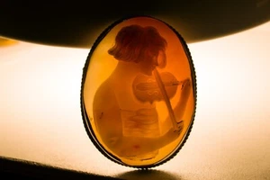 Gestempelt Sterling Silber feine junge Frau spielt Geige Muschel antike Kamee - Bild 1 von 3