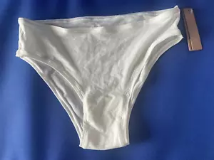 *WOMEN'S SKIMS FITS EVERYBODY CHEEKY BRIEFS *SIZE SMALL UNDERWEAR #PN-CBR-2029 - Picture 1 of 2