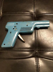 NICE WORKING VINTAGE 1930's WYANDOTTE BELL TOY PISTOL GUN RARE BLUE ORIGINAL - Picture 1 of 12
