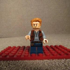 LEGO Owen Grady Minifigure Fallen Kingdom JW023 Jurassic World - Picture 1 of 4
