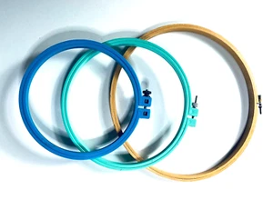 3 Round Embroidery Hoops 9" Wood and a 6" & 7" Plastic Embroidery Hoops - Picture 1 of 4