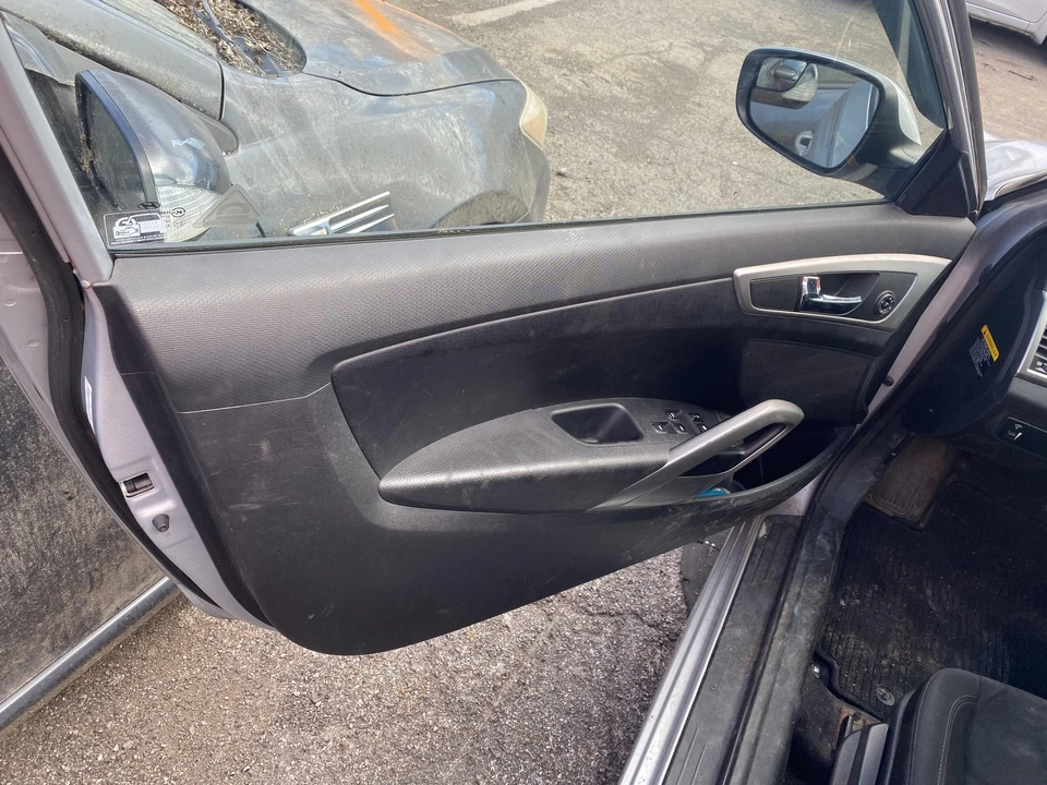 Front Door Trim Panel HYUNDAI VELOSTER Left Driver 12 13 14 15 16 17 - Image 1 of 1