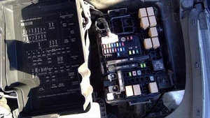 Fuse Box Engine Sedan US Market CVT ID 91435M7040 Fits 22-23 FORTE 638136 - Picture 1 of 12