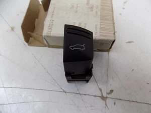 Genuine Porsche Cayenne 2003-2005 Electric Tailgate Switch 95561315900 - Picture 1 of 1