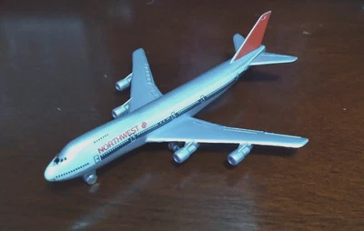 Dragon Wings Northwest Airlines Boeing 747-400 em cor antiga modelo fundido 1:400 - Imagem 1 de 4