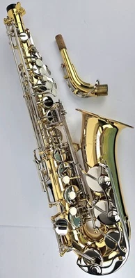 Saxofón alto Yamaha YAS-26 - toca muy bien - recién reparado - accesorios  Foto 1 de 4