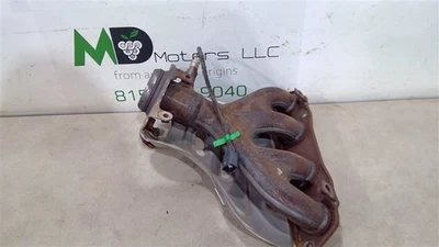 Cabezal colector de escape Toyota Corolla 2020-2021 OEM 17141-0T200 Foto 1 de 4