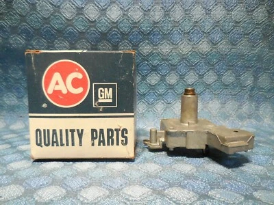 Chevrolet NOS 1974 AC velocímetro marco, gusano e imán conjunto # 6497954 Foto 1 de 4