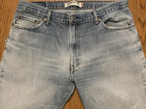 Levis Jean’s Men 36x30 Blue 505 Light Wash High Rise Straight Reg - Picture 1 of 10
