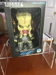 FIGURA VINILO TITANIO AVP DEPREDADOR DESENMASCARADO 6.5" NUEVA EN CAJA EXCLUSIVA FYE - Imagen 1 de 8