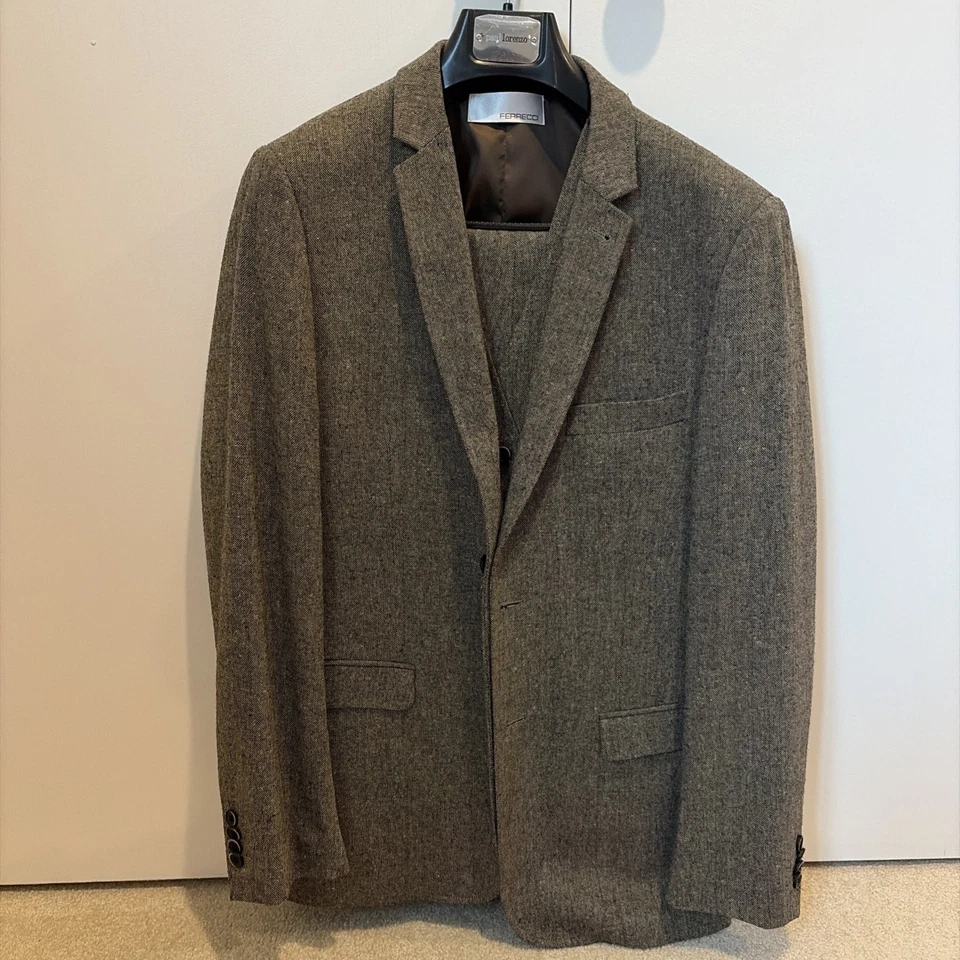 40R Ferrecci Men's Cognac Tweed Suit w/ Pants & Vest Slim Fit  Prom, Wedding  - Image 1 of 4