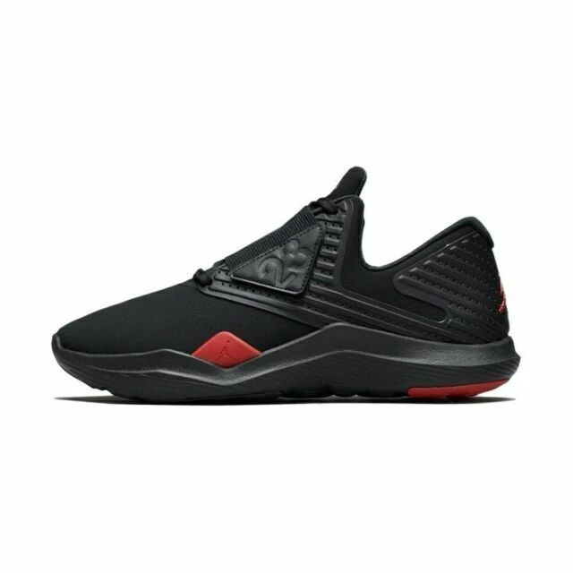 Talla 9.5 - Jordan Relentless Bred Foto 1 de 1