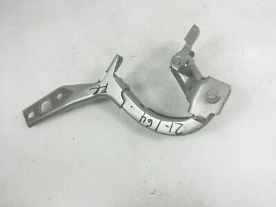 Шарнир люка правой задней двери 2018 Honda Odyssey Elite пассажирский - серебристый - Изображение 1 из 4