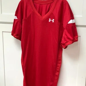 Under Armour Men's Authentic XL Red Mesh Athletic Football Shirt Top Active Wear - Picture 1 of 5