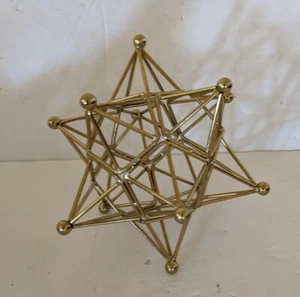 Scultura da tavolo con decorazione stella in filo di ottone - Foto 1 di 5