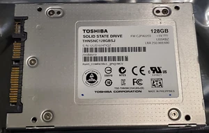 Toshiba THNSN128GBSJ 128GB SSD 2.5" SATA II Hard Drive W/ Disk Report - Afbeelding 1 van 4