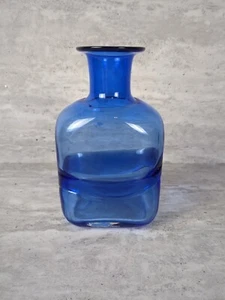 Jarrón de vidrio artístico azul colbalto, 6" de alto - Imagen 1 de 8