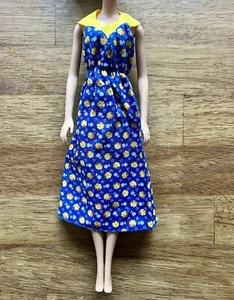 Vintage 1978 BARBIE BEST BUY FASHIONS #2768-Superstar-Blue Yellow Floral Dress - Picture 1 of 6