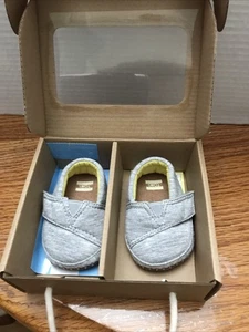 NWT Toms Tiny Crib Alpargata Grey Jersey Baby Girl Shoes Size 1 - Picture 1 of 15
