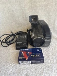 Panasonic PV-L580D Compact VHS/VHS-C Palmcorder 150x Digital Charger Battery - Bild 1 von 12