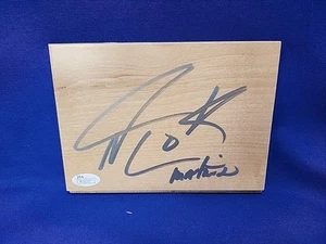 Shawn Marion autographed floorboard piece Suns Mavericks Heat Raptors - Picture 1 of 5