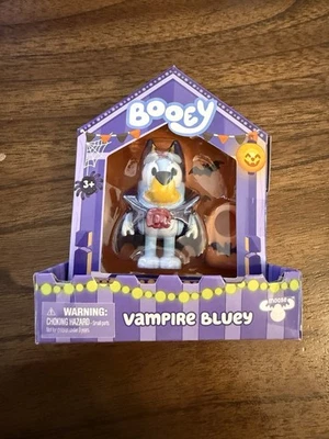 Minifigura Bluey de 3 pulgadas de vampiro azul de Halloween Foto 1 de 3