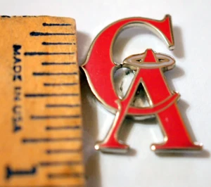 California Angels Baseball Pin Vintage Peter David Lapel Pin - Picture 1 of 2