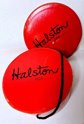 De Colección Rojo Halston Nueva York ABBOTT Trenzas Peluca Sombrero Caja Años 60’s Foto 1 de 4