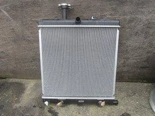 DAIHATSU Hijet 2014 EBD-S321V Radiator [Used] [PA112389756] - Image 1 of 4