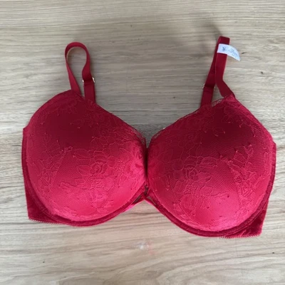 VICTORIAS SECRET VERY SEXY PLUNGE PUSH UP BRA 38DDD RED LACE - Image 1 of 4