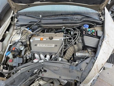 二手速度计 适合:2004 年本田雅阁 集群 2.4L Sdn DX A 级 — 第 1/4 张图片