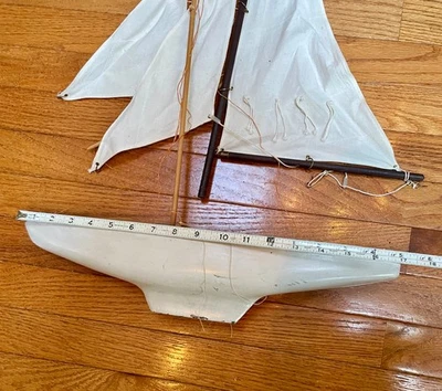 Atq / Vtg Pond Yacht Boat Model~Carved Wood & Sails~Needs Repair - Image 1 of 4