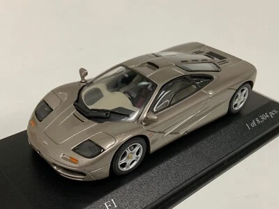 Coche de calle Minichamps McLaren F1 gris metálico 1/43.   530 133437 CS303 Foto 1 de 4