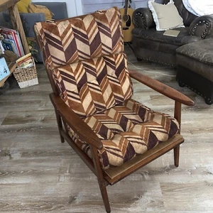 Large MCM Wood Danish Cigar Lounge Chair Vintage Atomic Geometric Fabric Design - Picture 1 of 24