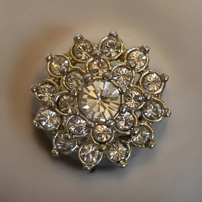 Anillo Floral Tono Plata Estrás Transparente Cóctel Moda Talla 8.25 Brillante Foto 1 de 4