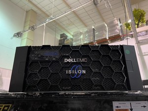 Dell EMC Isilon H500 storage system with 4 nodes (CPU, 128gb, 1.6tb SSD, 2x NIC)