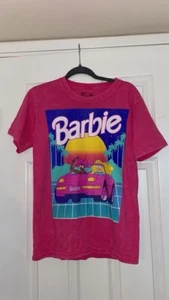 Barbie T-shirt Small - Picture 1 of 3