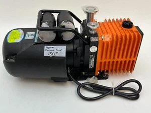 Alcatel Vacuum Pump 2002 - Picture 1 of 6