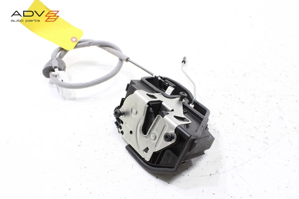 BMW M235i M240i 230i F22 2014-2021 actuador de cierre de puerta lateral derecho OEM Foto 1 de 4