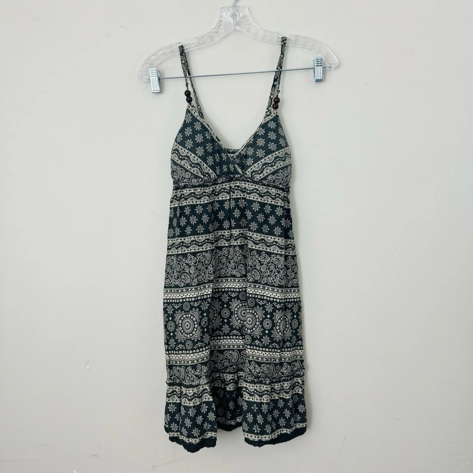 Vestido sin mangas Lei blanco y negro floral boho talla S Foto 1 de 4