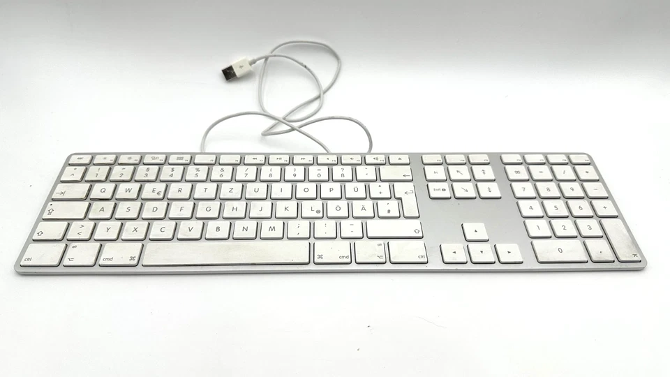 Apple Keyboard - Modell A1243 - USB - Silber - defekt - Bild 1 von 4