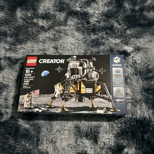 LEGO CREATOR: NASA Apollo 11 Lunar Lander (10266) 1087 Pcs - Picture 1 of 3