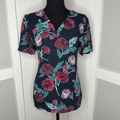 Van Heusen S 海军蓝多色花卉衬衫短袖 V 领工作上衣 — 第 1/4 张图片