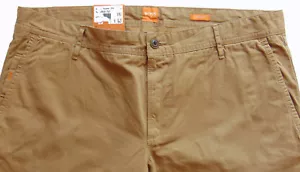 Pantaloncini corti uomo HUGO BOSS ORANGE kaki marrone 38 nuovi con etichette nuovi Schino regular gamba e rialzo WoW - Foto 1 di 5