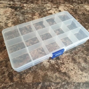 NUEVO CONTENEDOR RECTANGULAR DE 15 RANURAS, CAJA DE ALMACENAMIENTO PARA CUENTAS Y OTROS ARTÍCULOS PEQUEÑOS C4 - Imagen 1 de 3