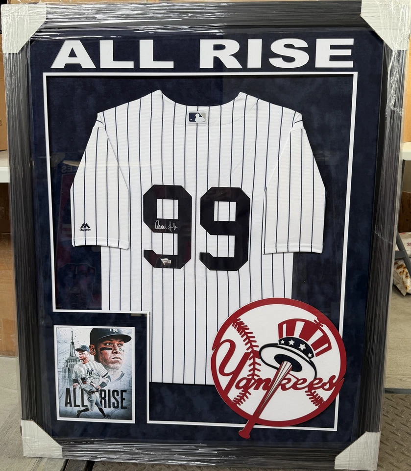 #1 - Camiseta con marco de Aaron Judge - Como se ve en pantalla Foto 1 de 1