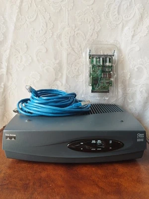 Routeur d'Accès Modulaire Cisco 1721 avec 2 Cartes ADSL WIC-1DSLV2 et 1 ISDN - Immagine 1 di 4