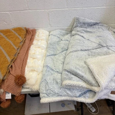 MEZCLA DE 5 mantas, estilos surtidos, colores, talla, azul, blanco, rojo, naranja Foto 1 de 4