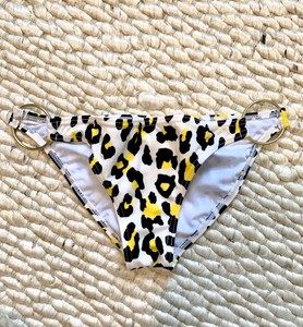 billabong leopard bikini