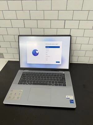 Dell Inspiron 16 7640 16" 13th Gen Intel® Core™ i7-13620H 1 TB SSD 16 GB LPDDR5X - Image 1 of 4